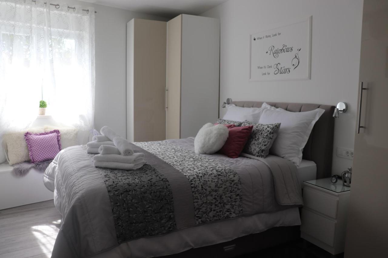 Apartments Bruno สปลิท ภายนอก รูปภาพ