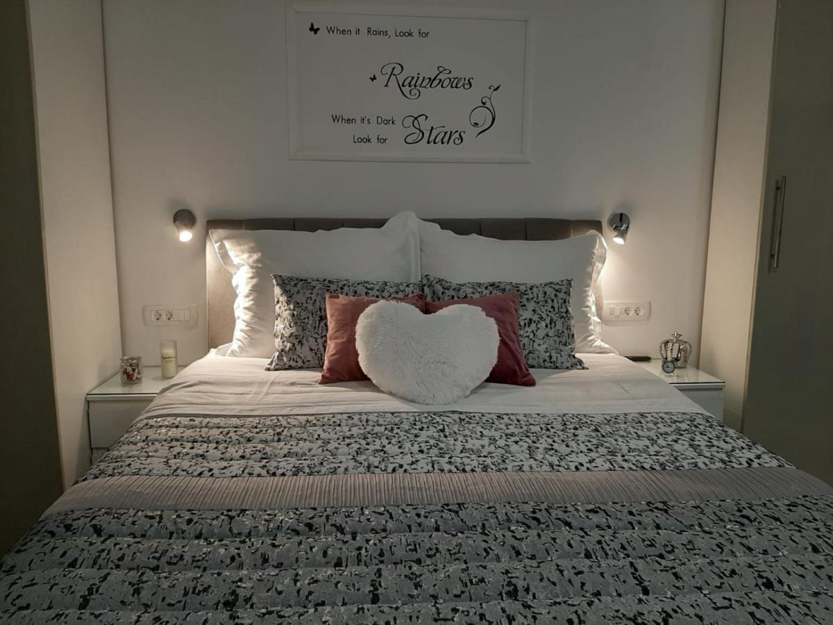 Apartments Bruno สปลิท ภายนอก รูปภาพ