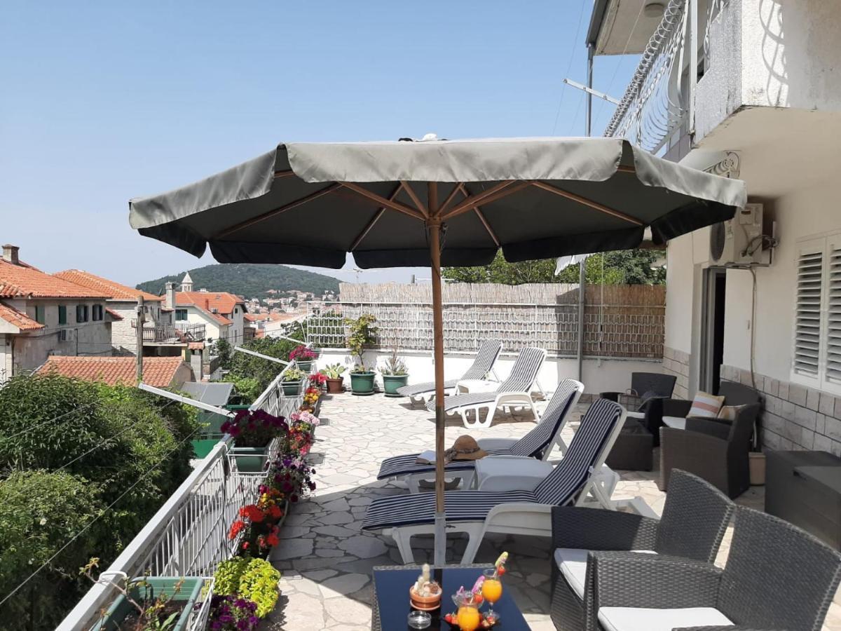 Apartments Bruno สปลิท ภายนอก รูปภาพ